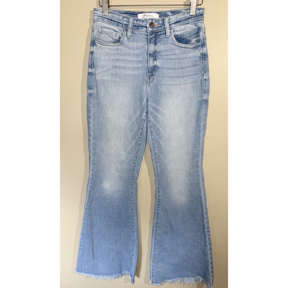 KanCan High Rise Flare Jeans Buckle Signature Light Wash Frayed Hem 28 X 32.5